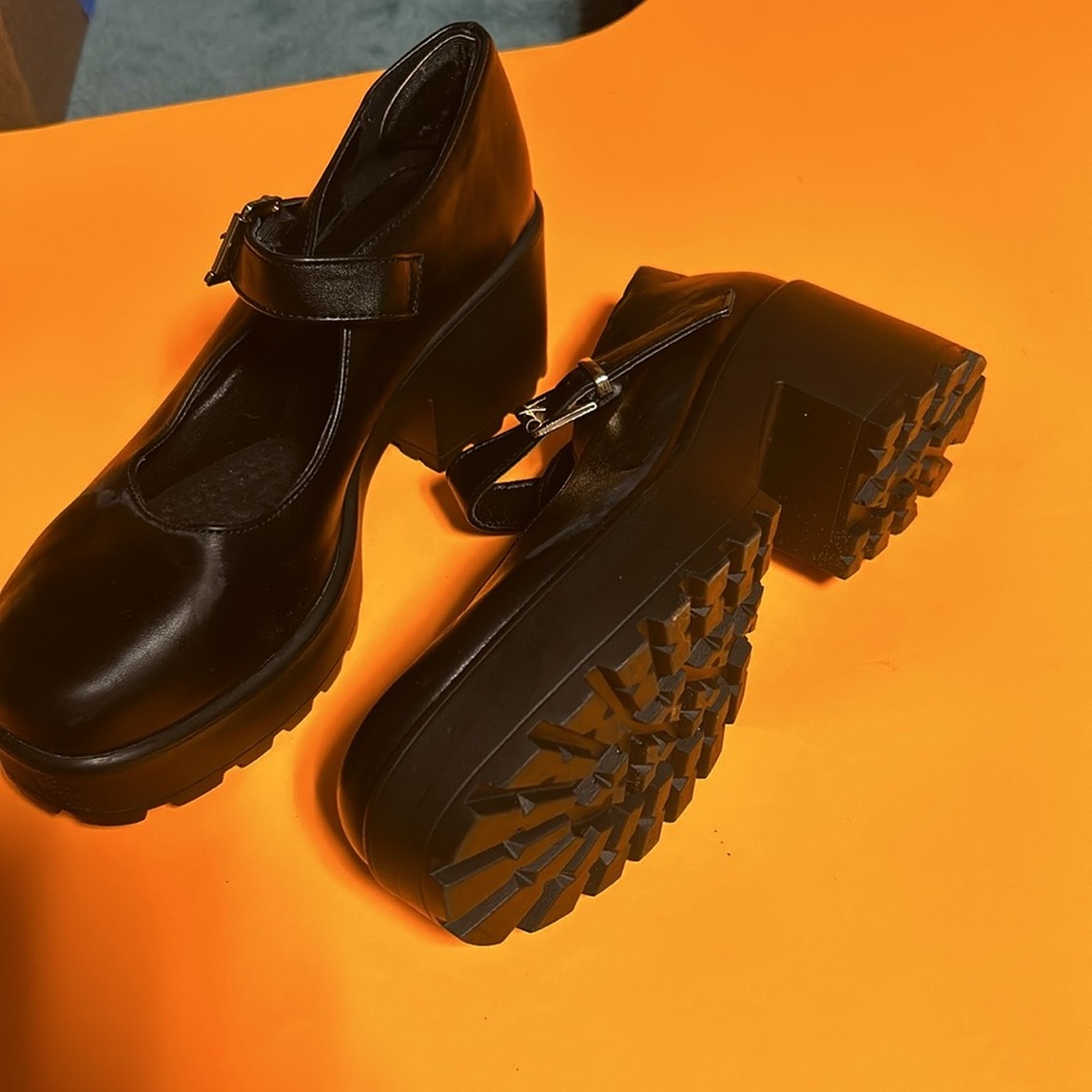 Maryjane platform sandal